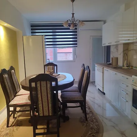 Orhideja * Knjazevac